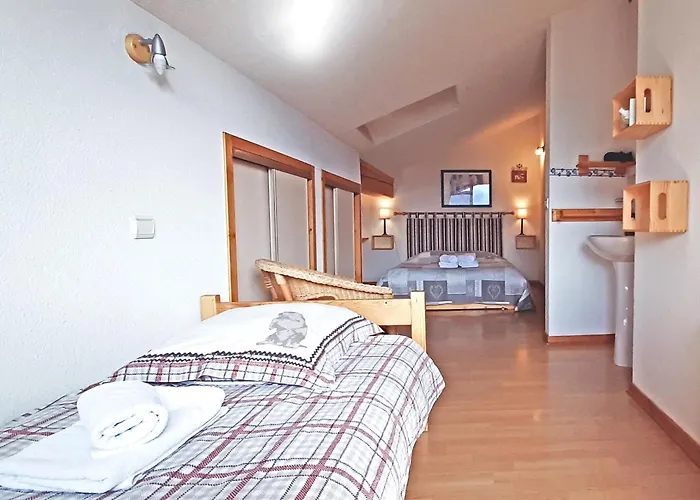 Chalet De La Yodine